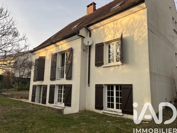 Maison à vendre 7 pièces 210 m² Saint-Leu-la-Forêt