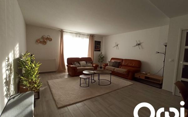 Appartement à louer    4 pièces • 85,30 m2 Montigny-le-Bretonneux