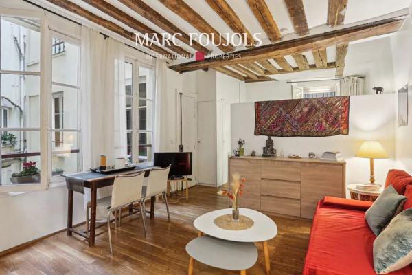 Paris VI – Monnaie – 2 Pièces charme de l’ancien 30m²