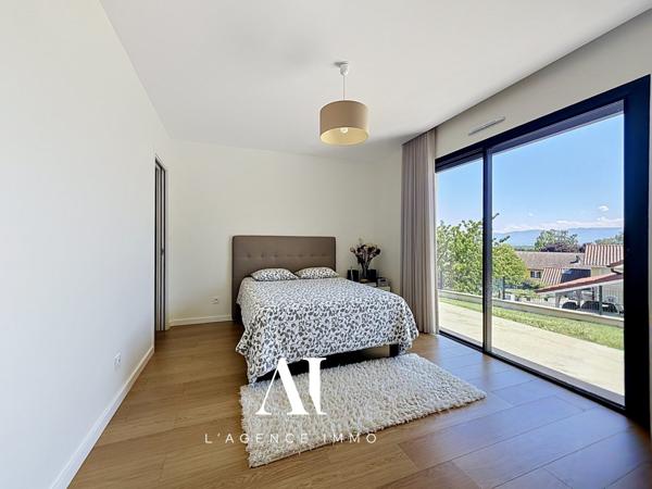Maison contemporaine 144 m² avec 3 suites, vue Alpes, terrasse et garage – Péron 01630