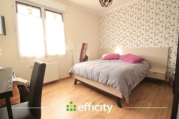 Maison 12 pièces - 300 m²