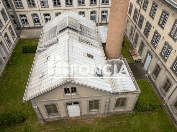 À vendre Appartement 4 pièces 330 m² - Riom 63200