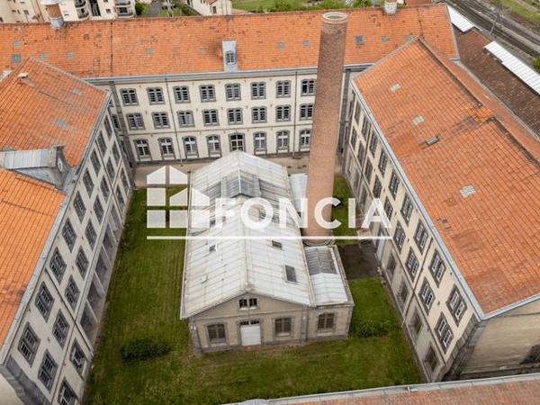 À vendre Appartement 4 pièces 330 m² - Riom 63200