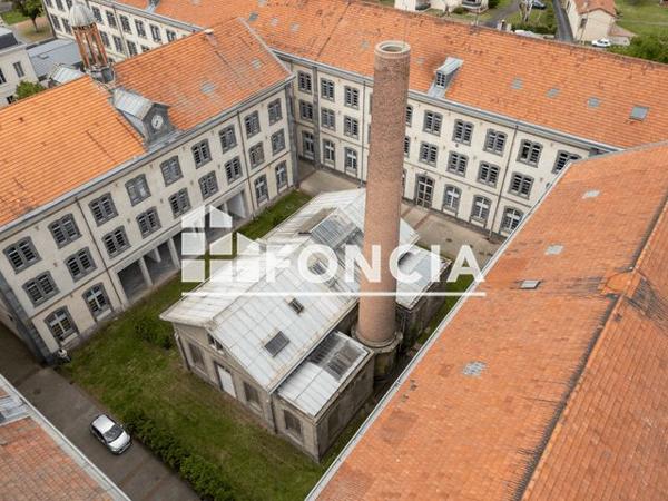 À vendre Appartement 4 pièces 330 m² - Riom 63200