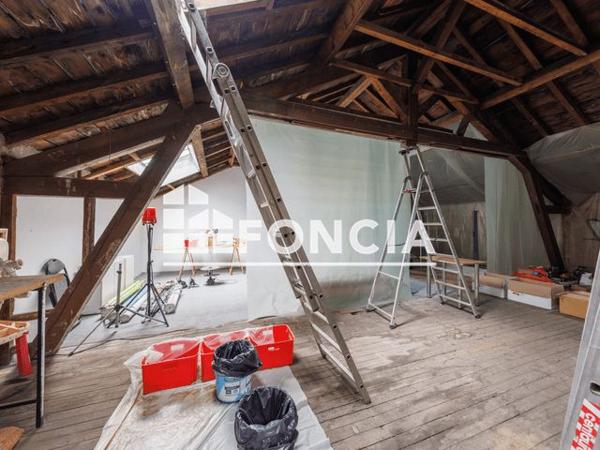 À vendre Appartement 4 pièces 330 m² - Riom 63200