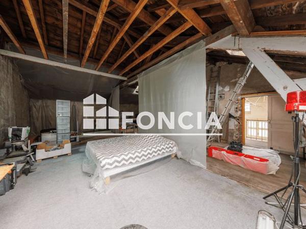 À vendre Appartement 4 pièces 330 m² - Riom 63200