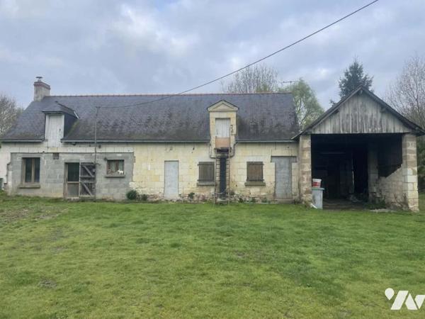 Longère à renover avec grand terrain de plus d'un hectare 