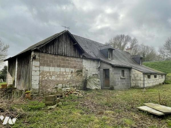 Longère à renover avec grand terrain de plus d'un hectare 