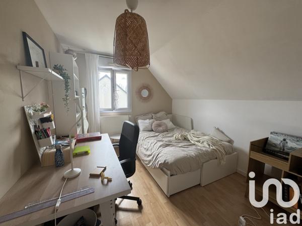 Maison 8 pièces de 153 m² à Véretz (37270)