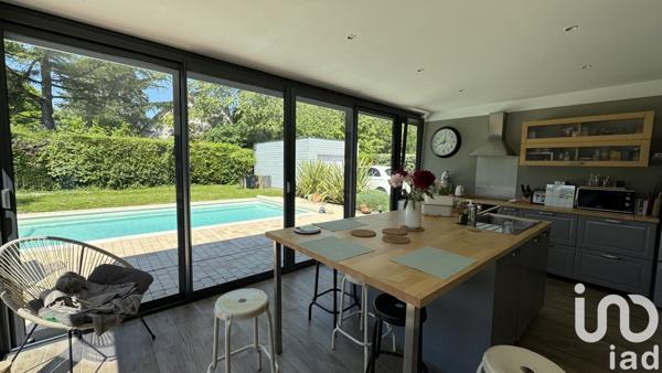 Maison 8 pièces de 153 m² à Véretz (37270)