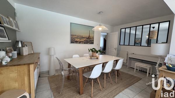 Maison 8 pièces de 153 m² à Véretz (37270)