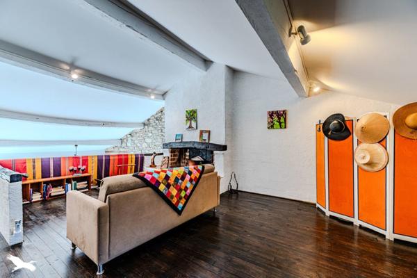 Maison à vendre 399 000 € Saint-Antonin-Noble-Val 6 p 228 m² DPE E