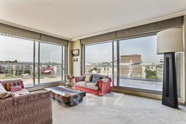 Appartement avec terrasse à 180° sur Paris