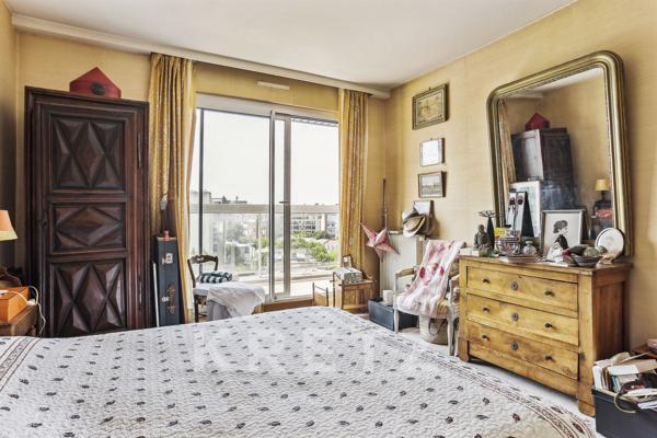 Appartement avec terrasse à 180° sur Paris