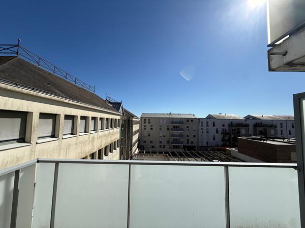 Appartement La Roche Sur Yon 1 pièce(s) 39.98 m2