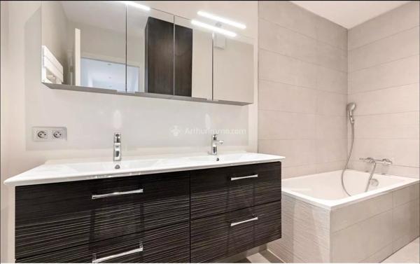 Location Appartement 5 pièces 118 m2 à Lyon 6