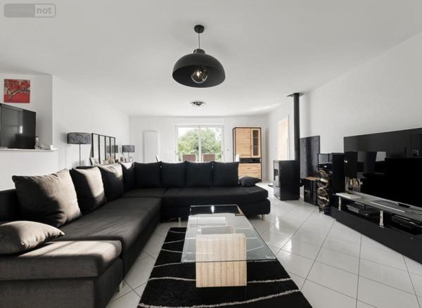 Maison à vendre à Tiercé dans le Maine-et-Loire (49125), ref : 49114-781