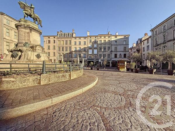 à vendre  185,55 m2 NANCY - 54