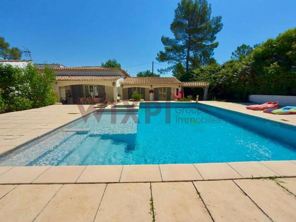 MAISON PRINCIPALE 6 PIÈCES et Hangard de 80 M² piscine, garage , Tourrettes MAISON PRINCIPALE 6 PIÈCES et Hangard de 80 M² piscine, garage , Tourrettes