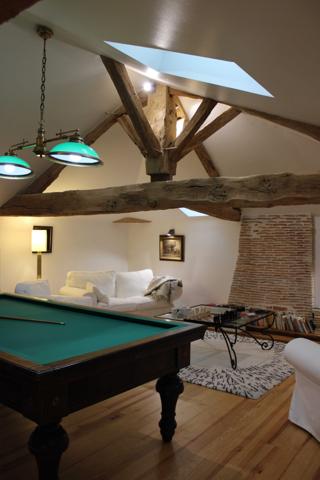 MAISON DE CHARME AVEC PISCINE À LA CAMPAGNE