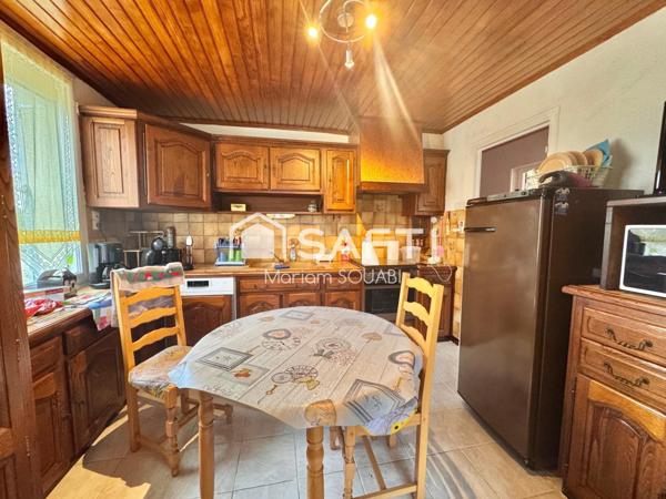 Villa 93 m2, parcelle 3260m2 divisible constructible