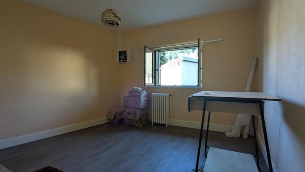 Maison 12 pièces - 200 m²