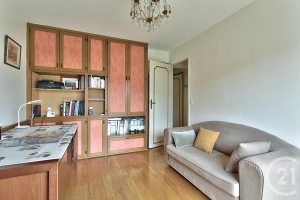 Appartement F5 à vendre  5 pièces - 107 m2 LES PAVILLONS SOUS BOIS - 93