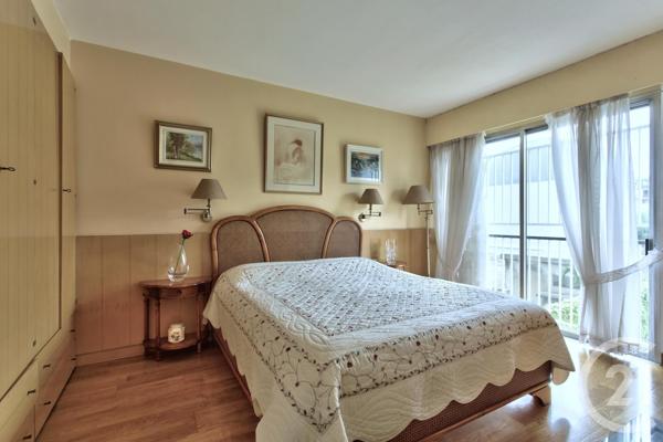 Appartement F5 à vendre  5 pièces - 107 m2 LES PAVILLONS SOUS BOIS - 93