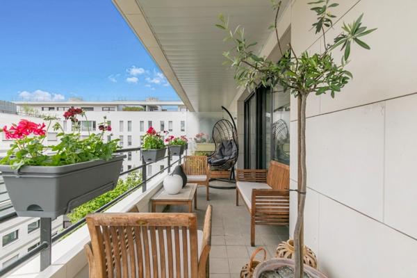 Appartement
         2 pièces
        - 48 m² Exclusivité 580 000 € *