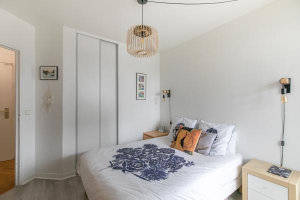 Appartement
         2 pièces
        - 48 m² Exclusivité 580 000 € *
