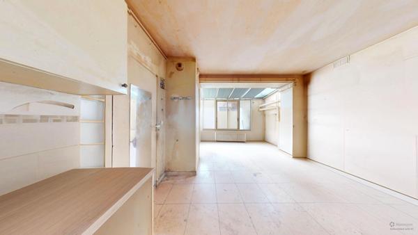 Local  Paris 42 m²