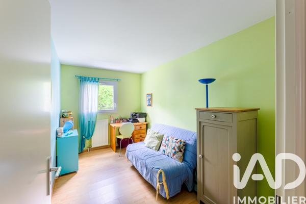 Appartement à vendre 4 pièces 76,67 m² Jouy-le-Moutier