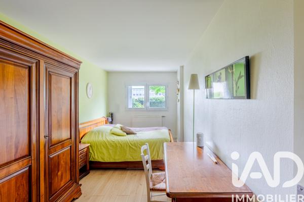 Appartement à vendre 4 pièces 76,67 m² Jouy-le-Moutier