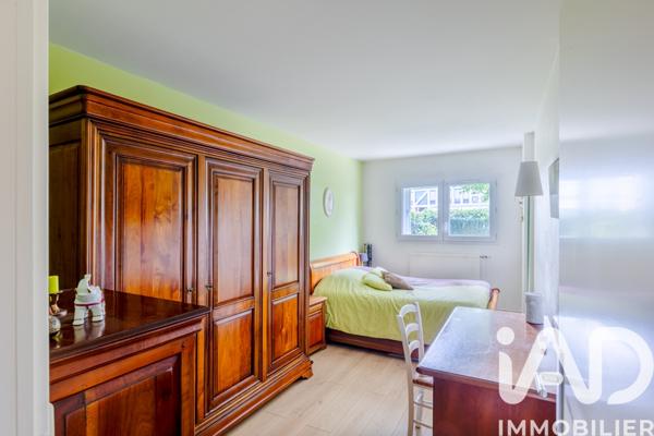 Appartement à vendre 4 pièces 76,67 m² Jouy-le-Moutier