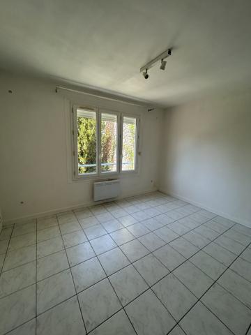 Appartement T2 - SAINTES RIVE DROITE