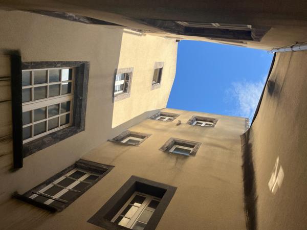 T3 vendu loué – 59,10 m² – Rez-de-chaussée côté cour