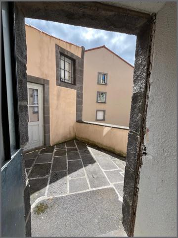 T3 vendu loué – 59,10 m² – Rez-de-chaussée côté cour