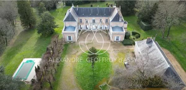 Château XIX° à vendre dans la Vienne à 2h de Paris.