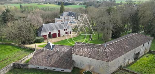 Château XIX° à vendre dans la Vienne à 2h de Paris.