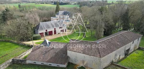 Château XIX° à vendre dans la Vienne à 2h de Paris.