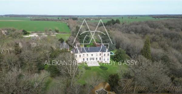 Château XIX° à vendre dans la Vienne à 2h de Paris.