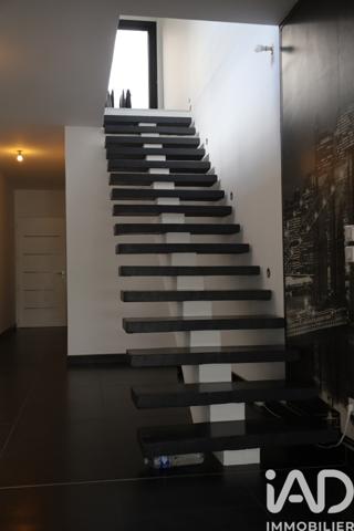 Maison à vendre 6 pièces 196 m² Reims