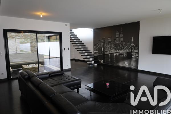 Maison à vendre 6 pièces 196 m² Reims