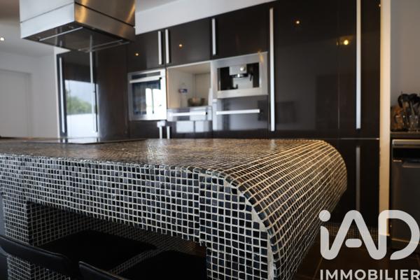 Maison à vendre 6 pièces 196 m² Reims