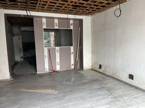 Immeuble à vendre 77 400 € Decazeville 149 m² DPE D