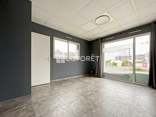 Location local commercial Beaupréau-en-Mauges - 85 m² - 800 €/mois