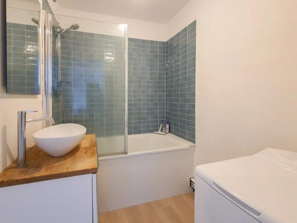APPARTEMENT T2 A LOUER - LILLE HYPER CENTRE - 39 m 2 - 787 € charges comprises par mois