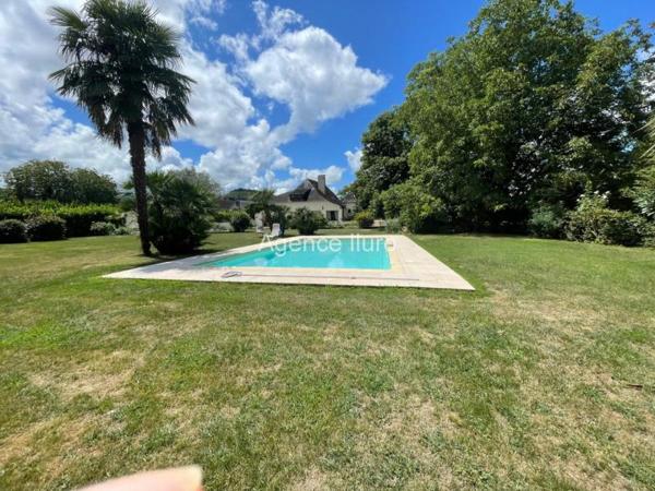 Maison - Oloron-sainte-marie - Réf.:205318 OLORON - MAGNIFIQUE DEMEURE DE PLUS DE 300 M² AVEC ANNEXE DE 124 M² ET TERRAIN DE 9600 M² -