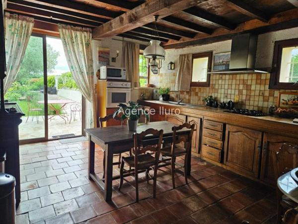 Maison - Oloron-sainte-marie - Réf.:205318 OLORON - MAGNIFIQUE DEMEURE DE PLUS DE 300 M² AVEC ANNEXE DE 124 M² ET TERRAIN DE 9600 M² -