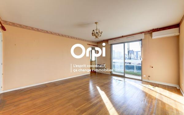 Appartement à vendre    3 pièces • 75 m2 Villeurbanne